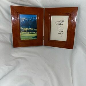 PM010526 Classic Wooden Double Picture Frame